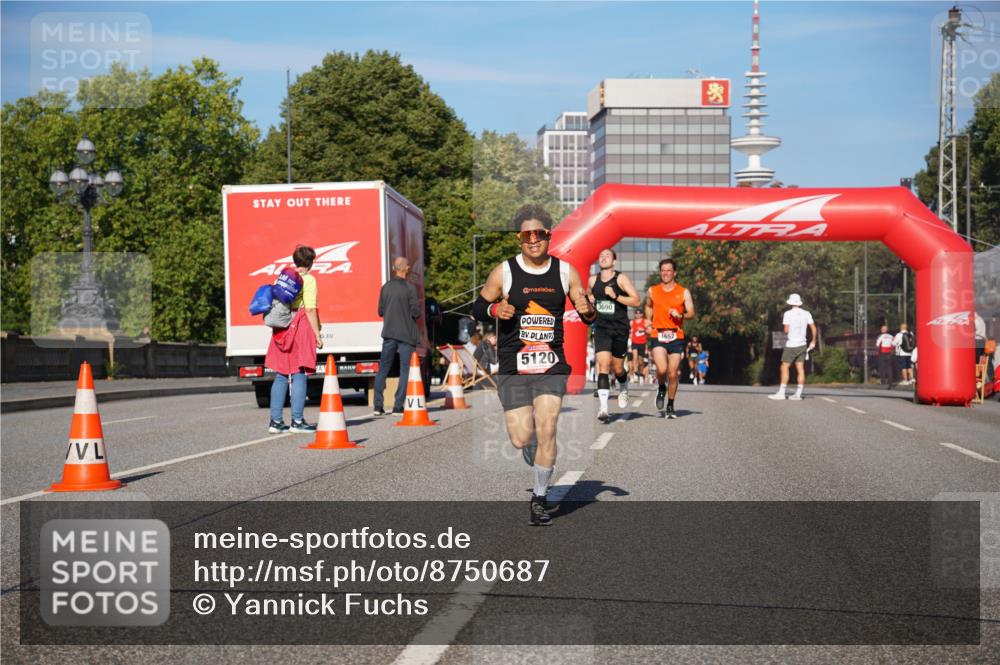 07.09.2025 - BARMER Alsterlauf Yannick Fuchs http://msf.ph/oto/8750687 07.09.2025 09:35:11 Laufen 5120, 3690 meine-sportfotos.de