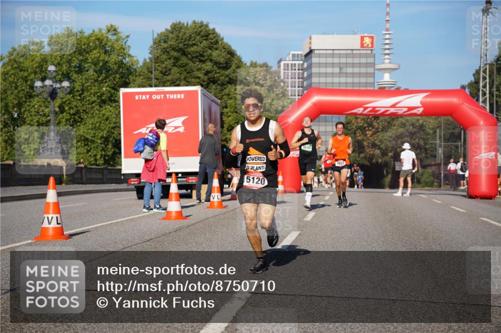 07.09.2025 - BARMER Alsterlauf Yannick Fuchs http://msf.ph/oto/8750710 07.09.2025 09:35:11 Laufen 5120, 3690, 4652 meine-sportfotos.de