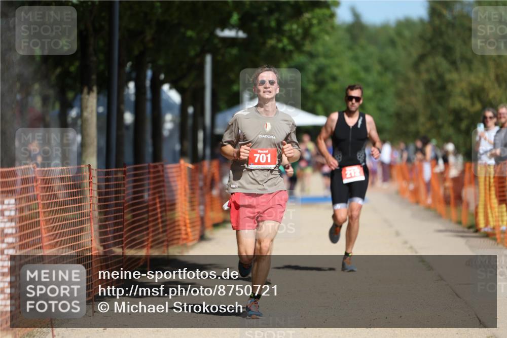 07.09.2025 - 19. Norderstedt Triathlon Michael Strokosch http://msf.ph/oto/8750721 07.09.2025 12:44:09 Laufen 212, 701, 850 meine-sportfotos.de