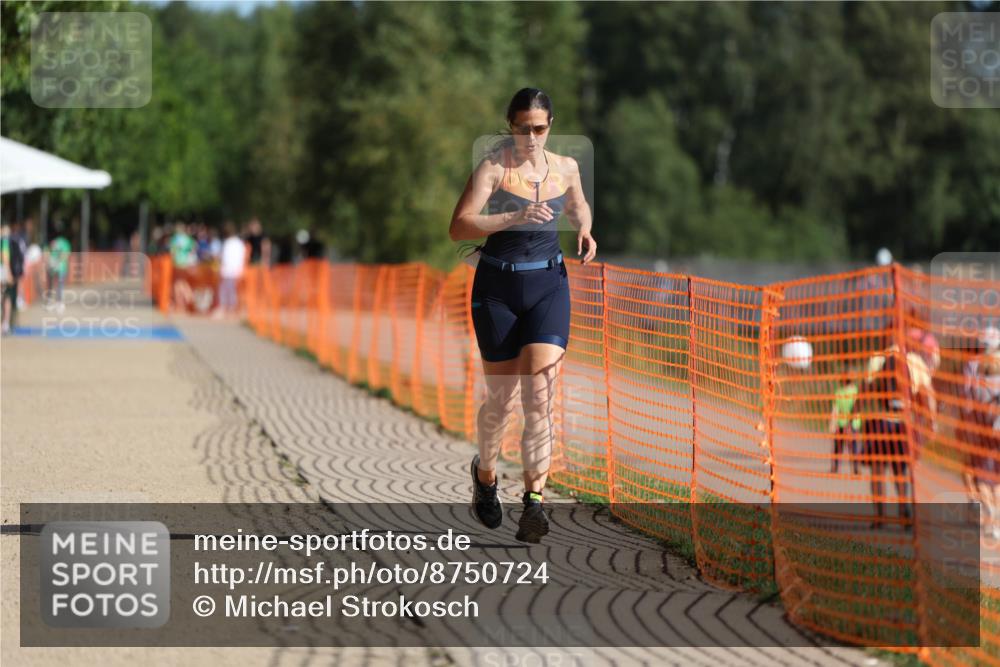 07.09.2025 - 19. Norderstedt Triathlon Michael Strokosch http://msf.ph/oto/8750724 07.09.2025 10:30:27 Laufen 1144 meine-sportfotos.de