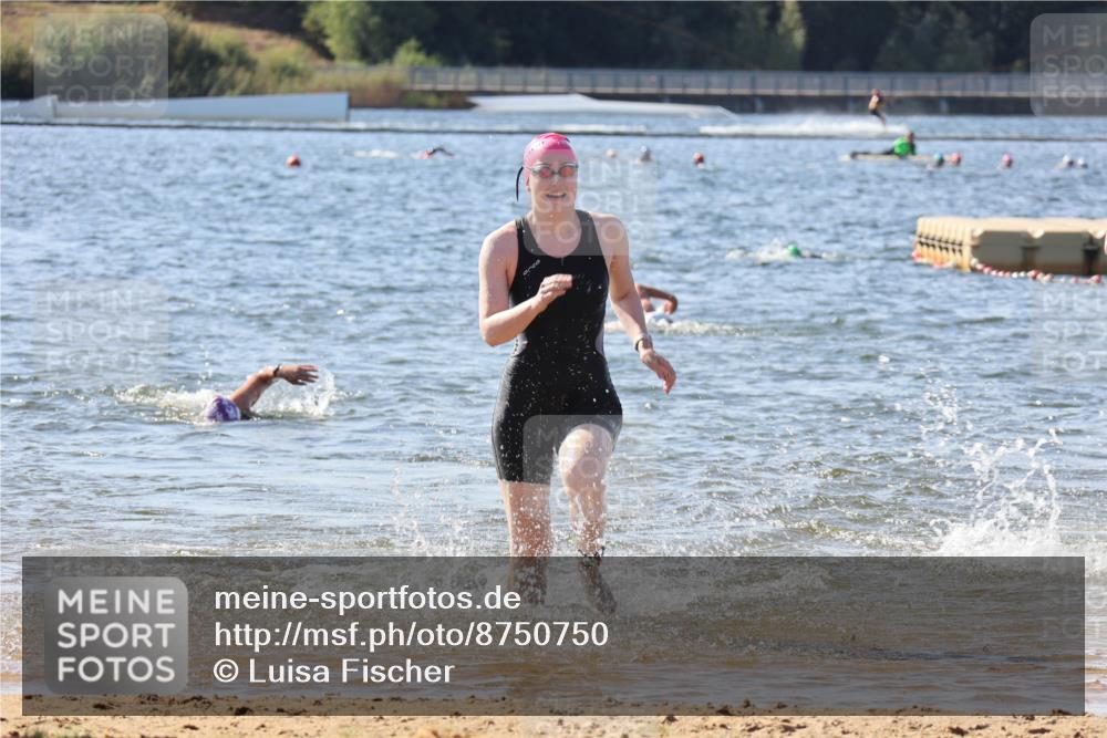 07.09.2025 - 19. Norderstedt Triathlon Luisa Fischer http://msf.ph/oto/8750750 07.09.2025 11:17:05 Schwimmen 280, 1288 meine-sportfotos.de