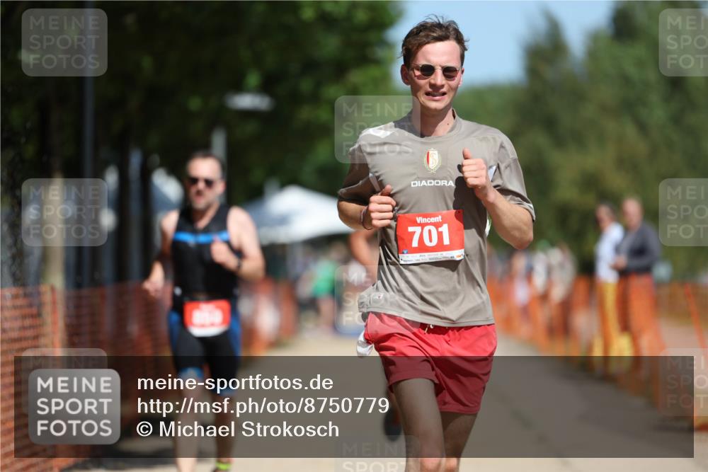 07.09.2025 - 19. Norderstedt Triathlon Michael Strokosch http://msf.ph/oto/8750779 07.09.2025 12:44:12 Laufen 212, 701, 850 meine-sportfotos.de