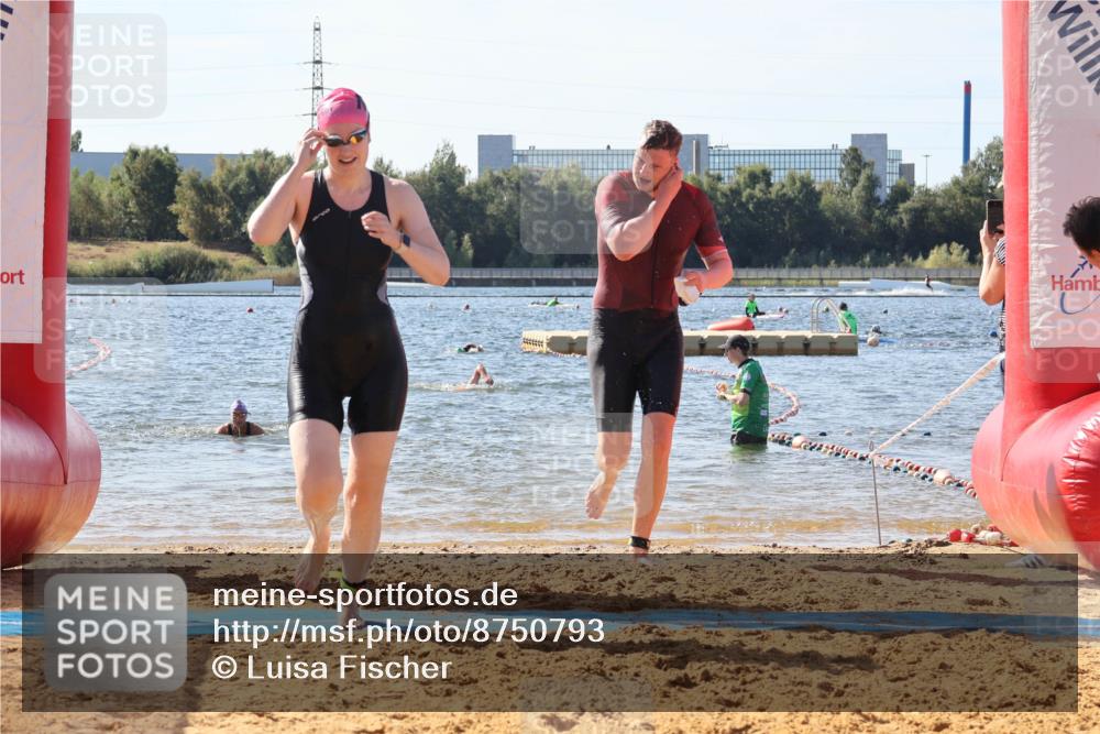 07.09.2025 - 19. Norderstedt Triathlon Luisa Fischer http://msf.ph/oto/8750793 07.09.2025 11:17:08 Schwimmen 280, 1288 meine-sportfotos.de