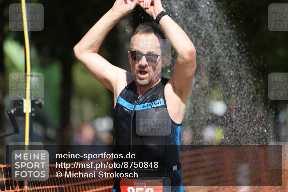 07.09.2025 - 19. Norderstedt Triathlon Michael Strokosch http://msf.ph/oto/8750848 07.09.2025 12:44:15 Laufen 212, 701, 850 meine-sportfotos.de