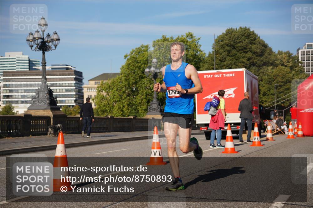 07.09.2025 - BARMER Alsterlauf Yannick Fuchs http://msf.ph/oto/8750893 07.09.2025 09:35:17 Laufen 2799 meine-sportfotos.de