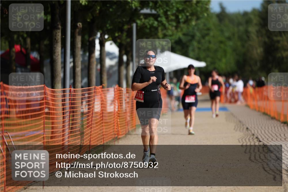 07.09.2025 - 19. Norderstedt Triathlon Michael Strokosch http://msf.ph/oto/8750932 07.09.2025 10:31:46 Laufen 1110, 1117, 1119, 1151 meine-sportfotos.de