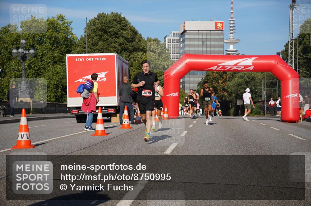 07.09.2025 - BARMER Alsterlauf Yannick Fuchs http://msf.ph/oto/8750995 07.09.2025 09:35:22 Laufen 3079, 35, 4042 meine-sportfotos.de