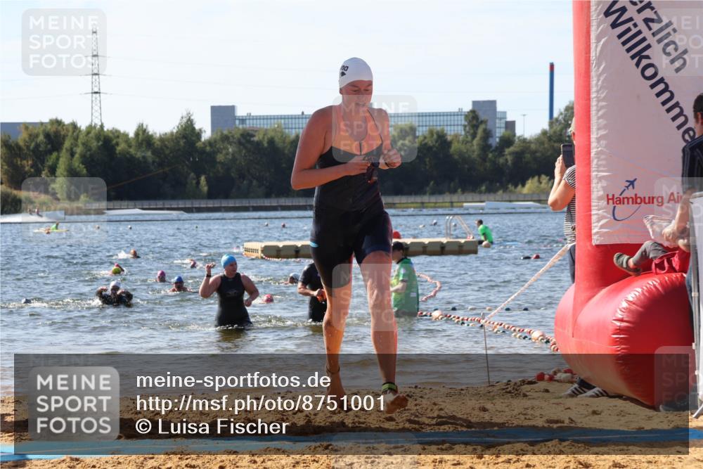 07.09.2025 - 19. Norderstedt Triathlon Luisa Fischer http://msf.ph/oto/8751001 07.09.2025 11:18:16 Schwimmen 1305, 1357 meine-sportfotos.de