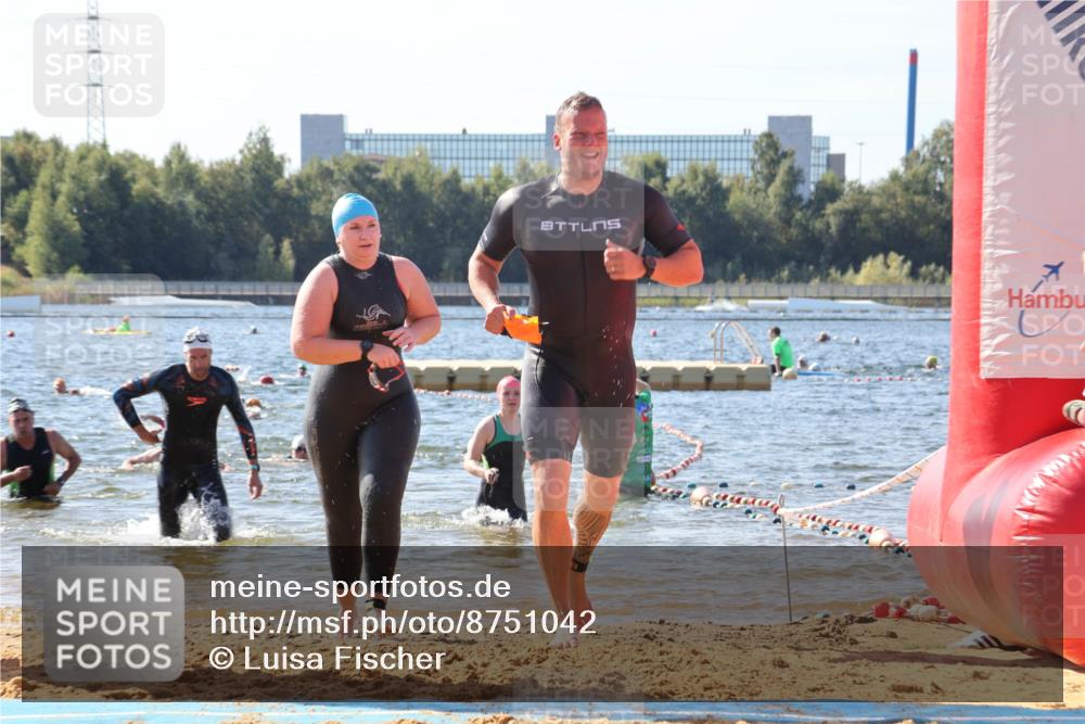 07.09.2025 - 19. Norderstedt Triathlon Luisa Fischer http://msf.ph/oto/8751042 07.09.2025 11:18:26 Schwimmen 148, 253, 278, 1305, 1306 meine-sportfotos.de