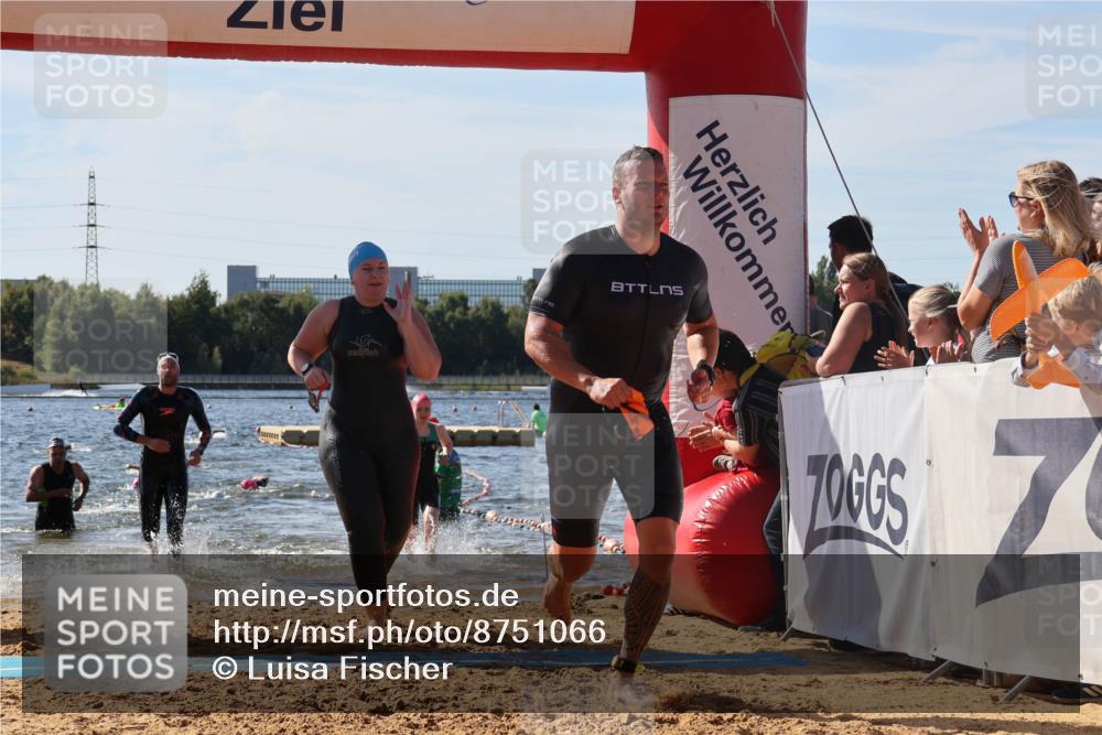07.09.2025 - 19. Norderstedt Triathlon Luisa Fischer http://msf.ph/oto/8751066 07.09.2025 11:18:28 Schwimmen 148, 253, 278, 1305, 1306 meine-sportfotos.de