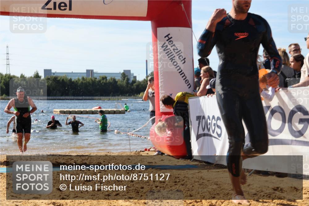 07.09.2025 - 19. Norderstedt Triathlon Luisa Fischer http://msf.ph/oto/8751127 07.09.2025 11:18:34 Schwimmen 148, 253, 278, 1217, 1306 meine-sportfotos.de