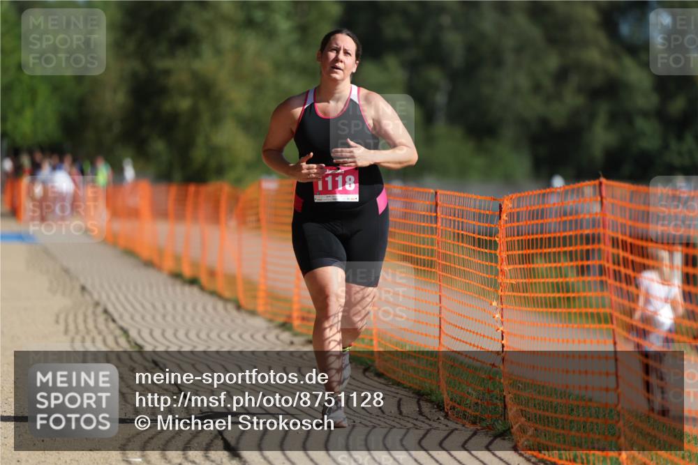 07.09.2025 - 19. Norderstedt Triathlon Michael Strokosch http://msf.ph/oto/8751128 07.09.2025 10:32:02 Laufen 1118 meine-sportfotos.de
