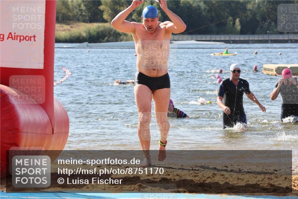 07.09.2025 - 19. Norderstedt Triathlon Luisa Fischer http://msf.ph/oto/8751170 07.09.2025 11:18:39 Schwimmen 148, 253, 278, 822, 826, 1217, 1306 meine-sportfotos.de