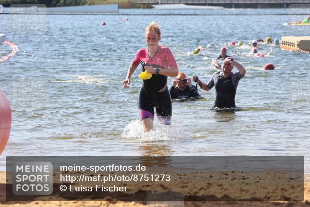 07.09.2025 - 19. Norderstedt Triathlon Luisa Fischer http://msf.ph/oto/8751273 07.09.2025 11:18:54 Schwimmen 155, 191, 299, 801, 822 meine-sportfotos.de