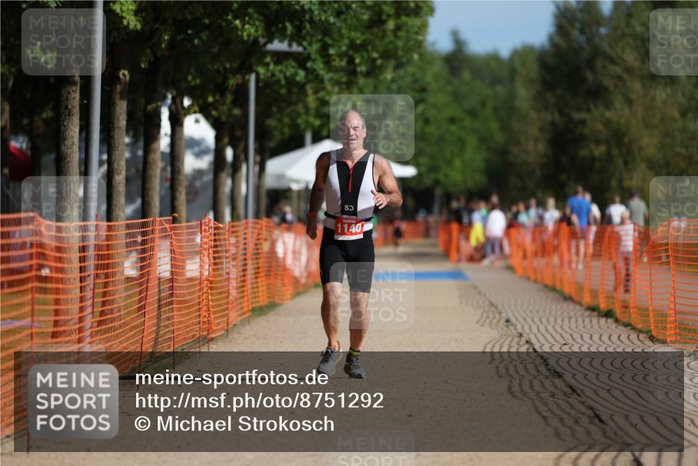 07.09.2025 - 19. Norderstedt Triathlon Michael Strokosch http://msf.ph/oto/8751292 07.09.2025 10:32:42 Laufen 1140 meine-sportfotos.de