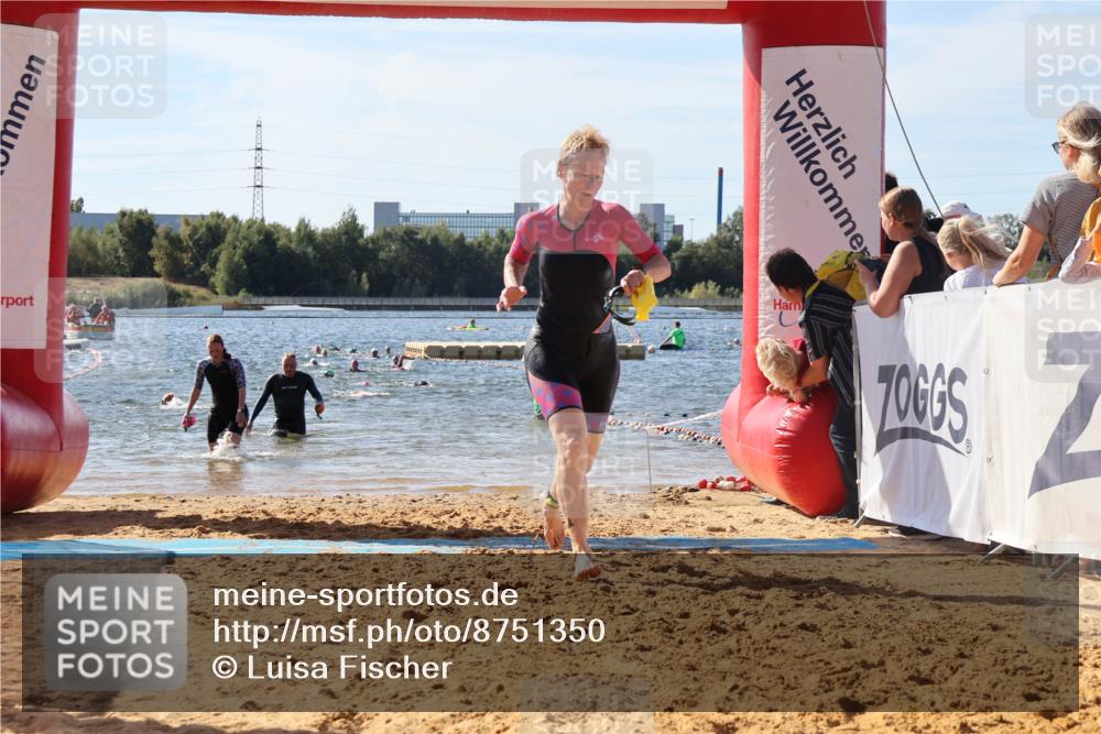 07.09.2025 - 19. Norderstedt Triathlon Luisa Fischer http://msf.ph/oto/8751350 07.09.2025 11:18:59 Schwimmen 155, 191, 299 meine-sportfotos.de