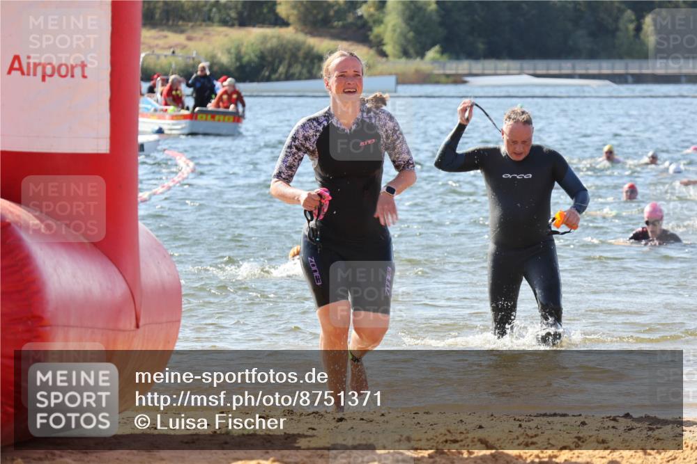 07.09.2025 - 19. Norderstedt Triathlon Luisa Fischer http://msf.ph/oto/8751371 07.09.2025 11:19:03 Schwimmen 155, 184, 1371 meine-sportfotos.de