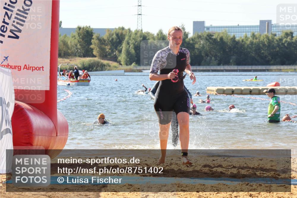 07.09.2025 - 19. Norderstedt Triathlon Luisa Fischer http://msf.ph/oto/8751402 07.09.2025 11:19:05 Schwimmen 155, 184, 1371 meine-sportfotos.de