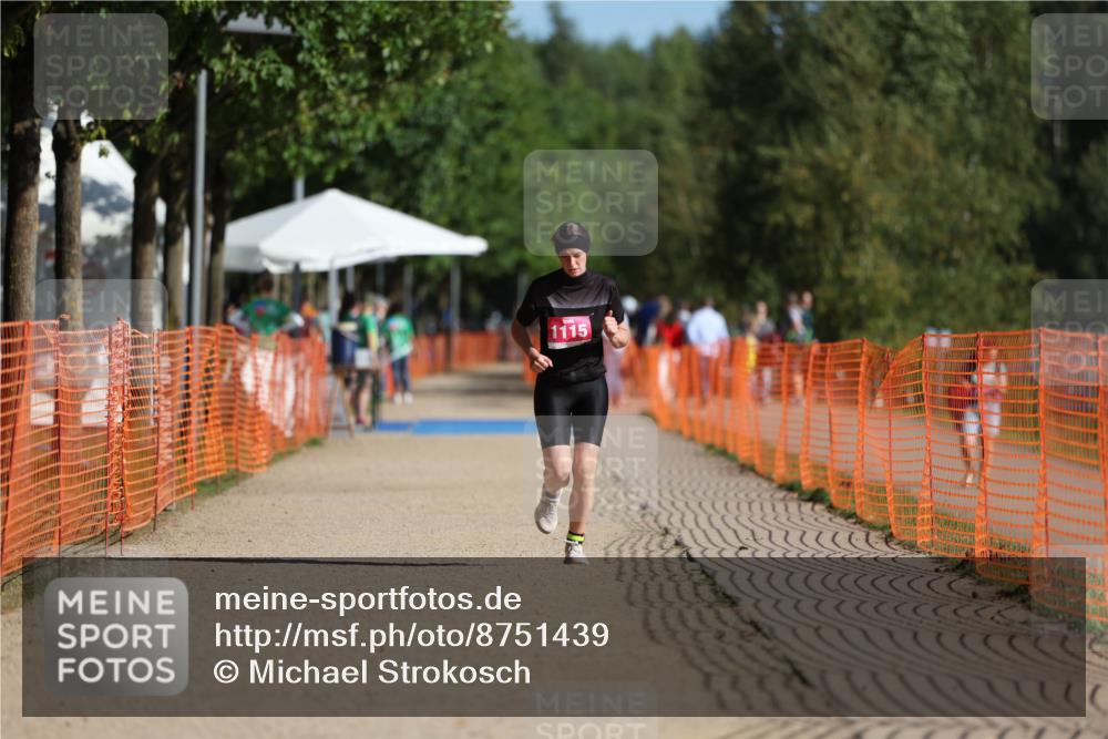 07.09.2025 - 19. Norderstedt Triathlon Michael Strokosch http://msf.ph/oto/8751439 07.09.2025 10:33:09 Laufen 1115 meine-sportfotos.de