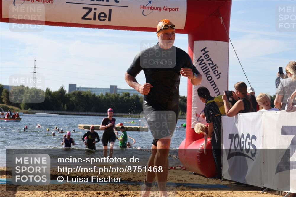 07.09.2025 - 19. Norderstedt Triathlon Luisa Fischer http://msf.ph/oto/8751468 07.09.2025 11:19:18 Schwimmen 184, 201, 303, 1371 meine-sportfotos.de