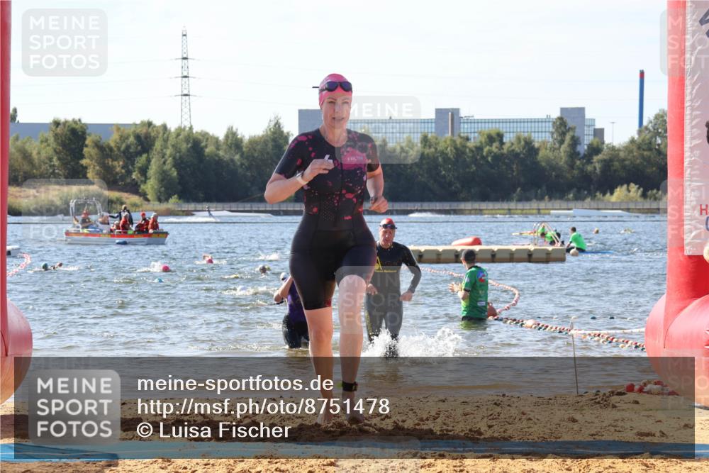 07.09.2025 - 19. Norderstedt Triathlon Luisa Fischer http://msf.ph/oto/8751478 07.09.2025 11:19:21 Schwimmen 201, 303, 1371 meine-sportfotos.de
