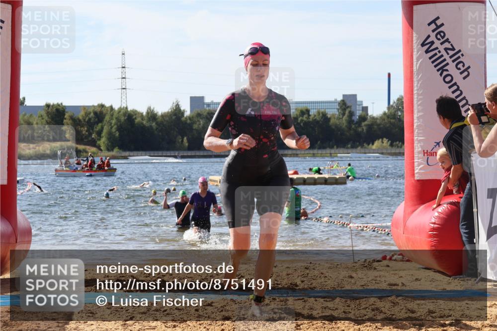 07.09.2025 - 19. Norderstedt Triathlon Luisa Fischer http://msf.ph/oto/8751491 07.09.2025 11:19:22 Schwimmen 201, 303, 1265 meine-sportfotos.de