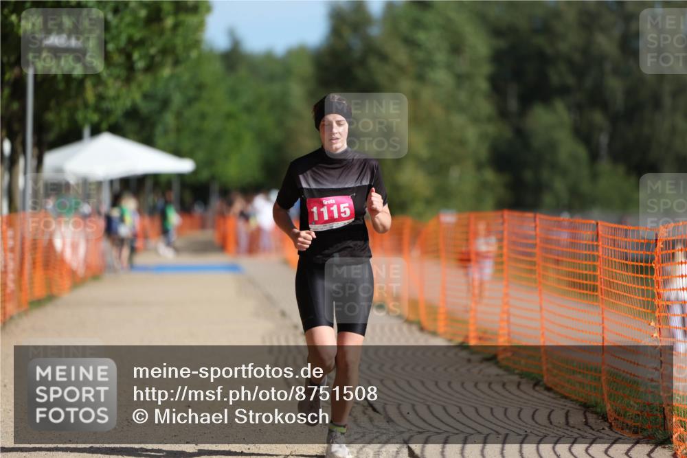 07.09.2025 - 19. Norderstedt Triathlon Michael Strokosch http://msf.ph/oto/8751508 07.09.2025 10:33:13 Laufen 1115 meine-sportfotos.de