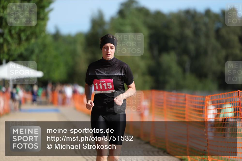 07.09.2025 - 19. Norderstedt Triathlon Michael Strokosch http://msf.ph/oto/8751532 07.09.2025 10:33:14 Laufen 1115 meine-sportfotos.de