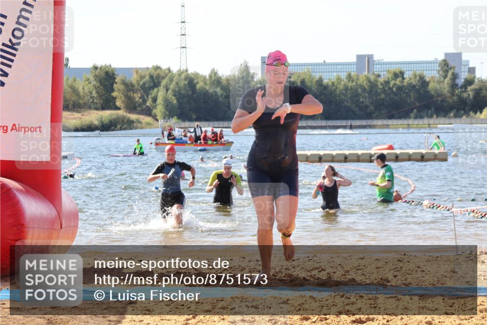 07.09.2025 - 19. Norderstedt Triathlon Luisa Fischer http://msf.ph/oto/8751573 07.09.2025 11:19:35 Schwimmen 815, 1246, 1265, 1267, 1368 meine-sportfotos.de