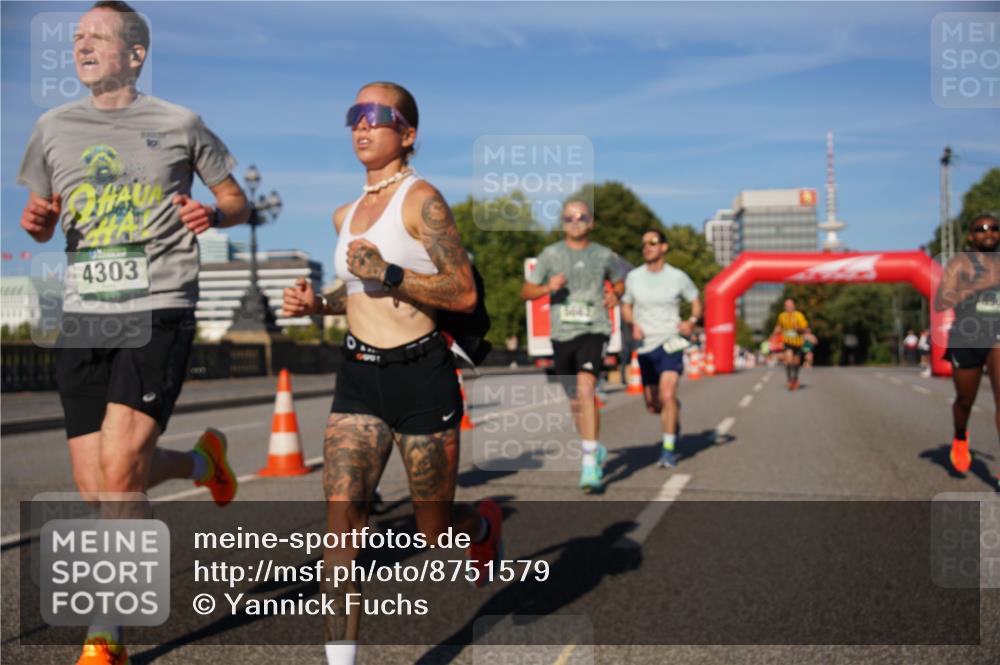07.09.2025 - BARMER Alsterlauf Yannick Fuchs http://msf.ph/oto/8751579 07.09.2025 09:35:41 Laufen 4303 meine-sportfotos.de