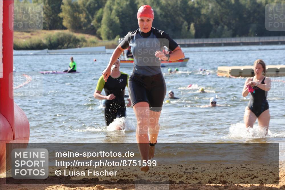 07.09.2025 - 19. Norderstedt Triathlon Luisa Fischer http://msf.ph/oto/8751599 07.09.2025 11:19:38 Schwimmen 815, 1246, 1265, 1267, 1368 meine-sportfotos.de