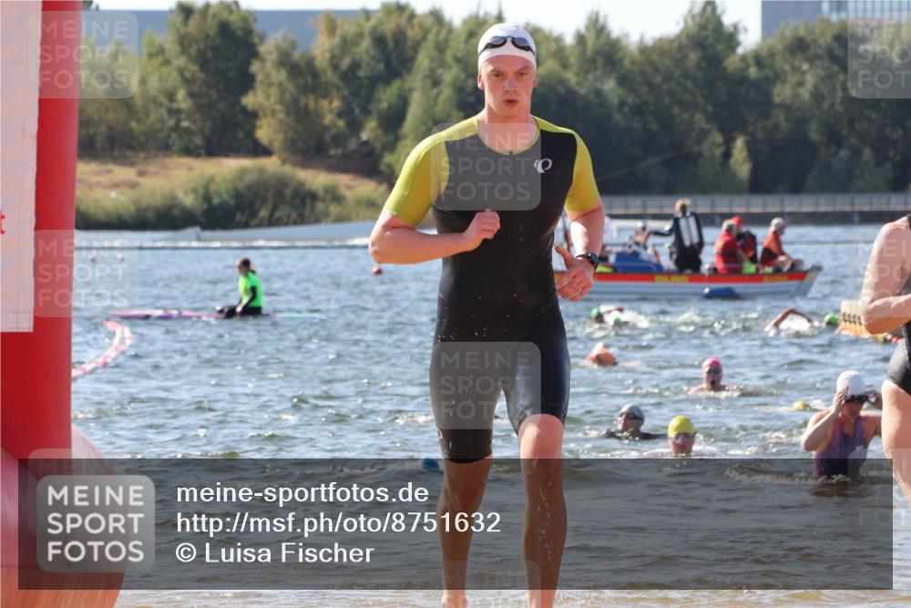 07.09.2025 - 19. Norderstedt Triathlon Luisa Fischer http://msf.ph/oto/8751632 07.09.2025 11:19:42 Schwimmen 279, 803, 815, 1267, 1368 meine-sportfotos.de
