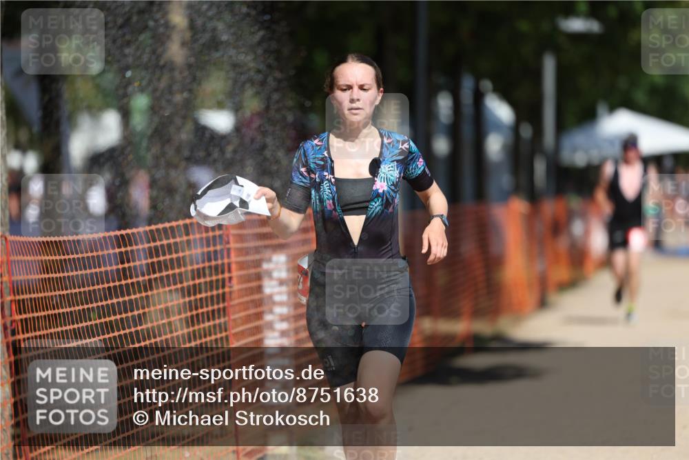 07.09.2025 - 19. Norderstedt Triathlon Michael Strokosch http://msf.ph/oto/8751638 07.09.2025 12:45:17 Laufen 729, 1272, 1343 meine-sportfotos.de