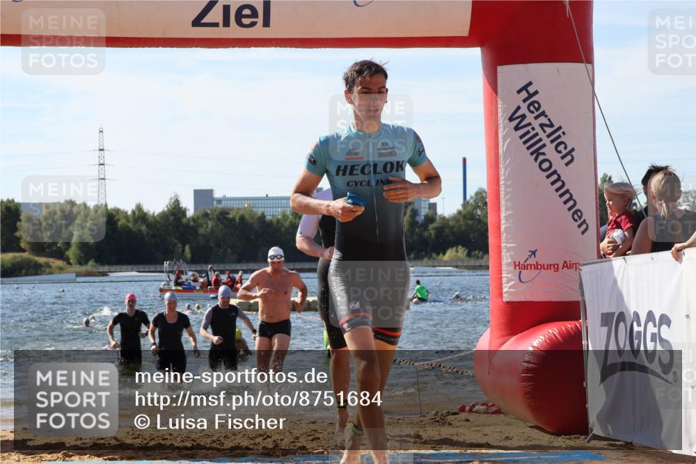 07.09.2025 - 19. Norderstedt Triathlon Luisa Fischer http://msf.ph/oto/8751684 07.09.2025 11:19:56 Schwimmen 136, 279, 286, 763, 803, 849, 861, 1239 meine-sportfotos.de