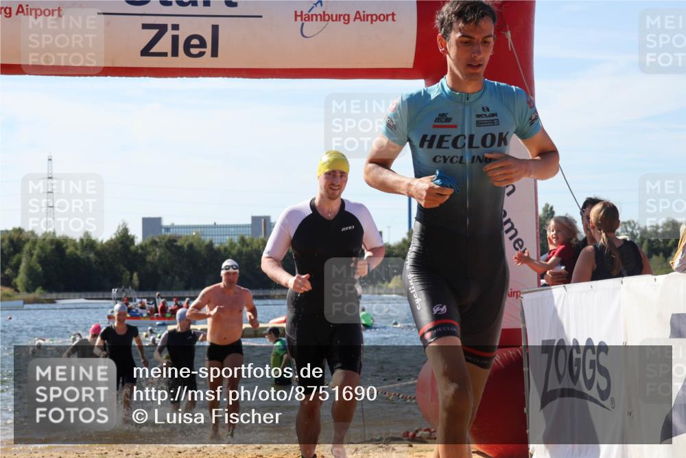 07.09.2025 - 19. Norderstedt Triathlon Luisa Fischer http://msf.ph/oto/8751690 07.09.2025 11:19:57 Schwimmen 136, 279, 286, 763, 803, 849, 861, 1239 meine-sportfotos.de