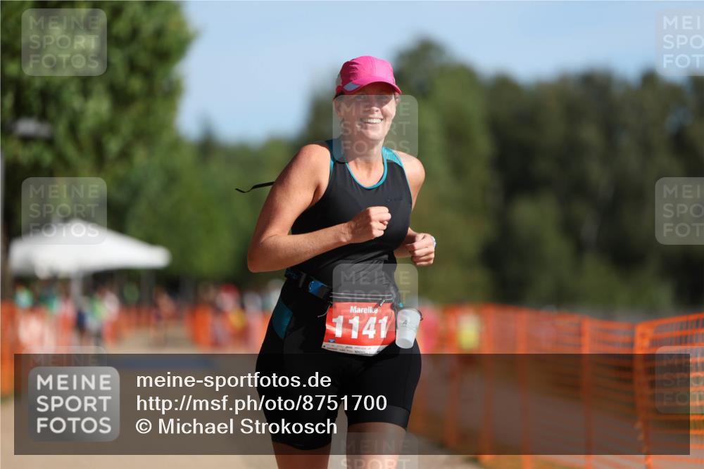 07.09.2025 - 19. Norderstedt Triathlon Michael Strokosch http://msf.ph/oto/8751700 07.09.2025 10:34:40 Laufen 1141 meine-sportfotos.de