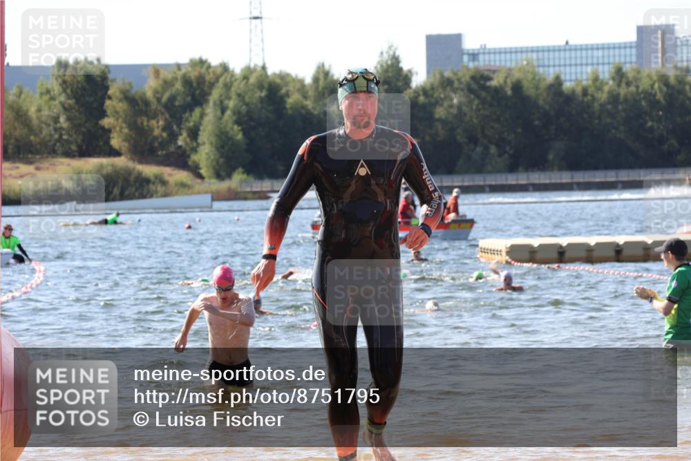 07.09.2025 - 19. Norderstedt Triathlon Luisa Fischer http://msf.ph/oto/8751795 07.09.2025 11:20:08 Schwimmen 136, 149, 286, 795, 846, 849, 861, 1239, 1320 meine-sportfotos.de