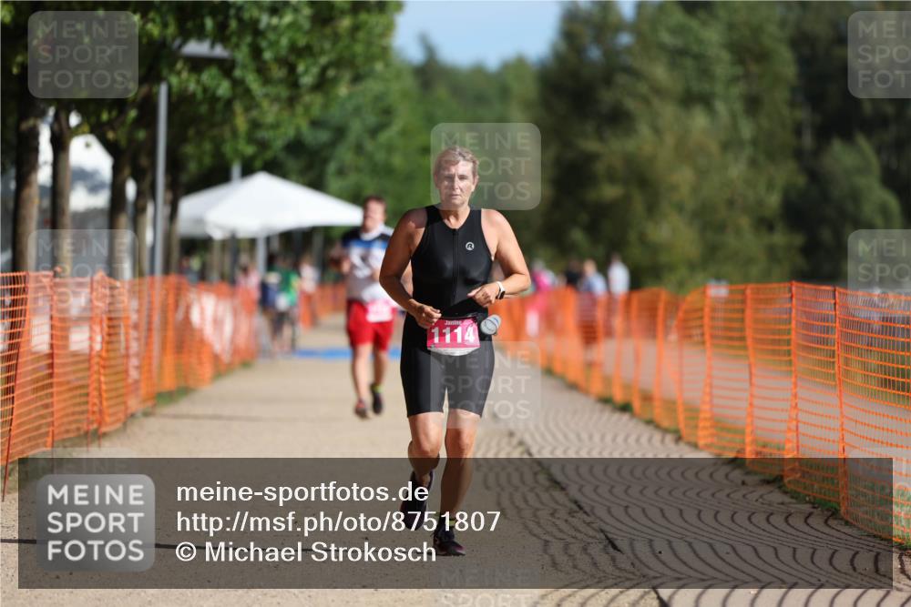 07.09.2025 - 19. Norderstedt Triathlon Michael Strokosch http://msf.ph/oto/8751807 07.09.2025 10:35:07 Laufen 1114 meine-sportfotos.de