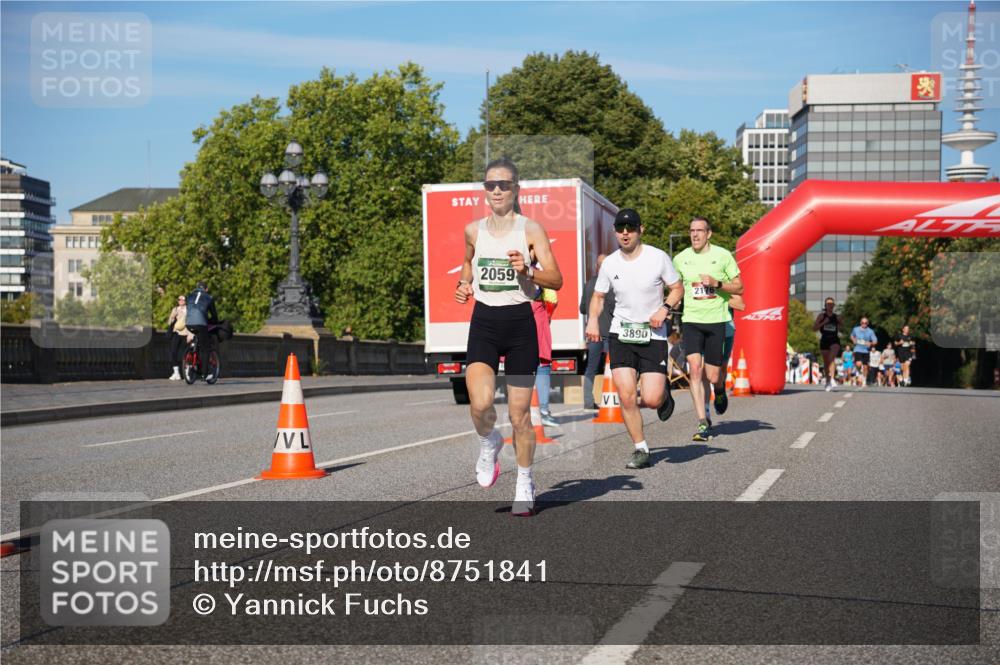 07.09.2025 - BARMER Alsterlauf Yannick Fuchs http://msf.ph/oto/8751841 07.09.2025 09:35:59 Laufen 2059, 3890 meine-sportfotos.de