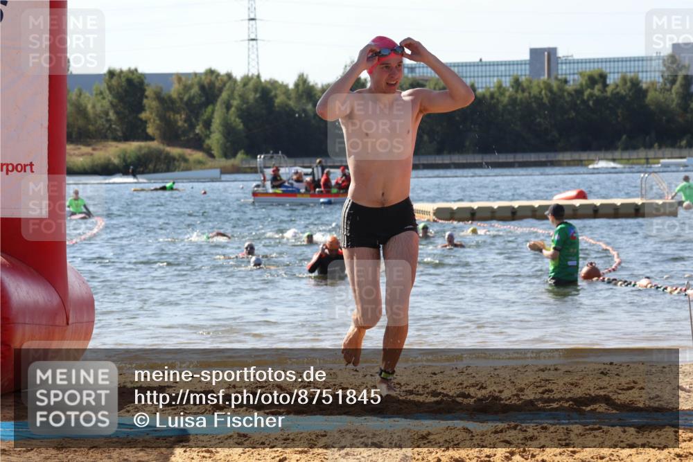 07.09.2025 - 19. Norderstedt Triathlon Luisa Fischer http://msf.ph/oto/8751845 07.09.2025 11:20:13 Schwimmen 136, 149, 286, 795, 846, 1320 meine-sportfotos.de