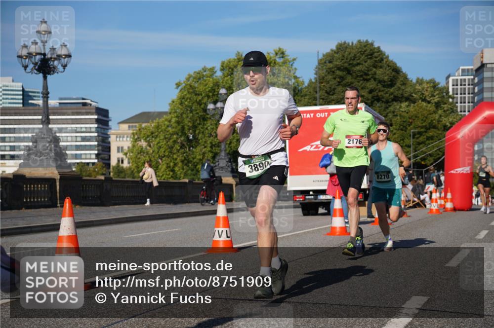 07.09.2025 - BARMER Alsterlauf Yannick Fuchs http://msf.ph/oto/8751909 07.09.2025 09:36:00 Laufen 18, 3890, 2176, 8270 meine-sportfotos.de
