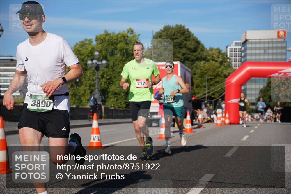 07.09.2025 - BARMER Alsterlauf Yannick Fuchs http://msf.ph/oto/8751922 07.09.2025 09:36:01 Laufen 36, 3890, 2176, 827 meine-sportfotos.de