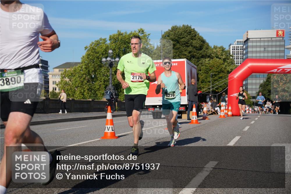 07.09.2025 - BARMER Alsterlauf Yannick Fuchs http://msf.ph/oto/8751937 07.09.2025 09:36:01 Laufen 2, 3890, 2176, 8270 meine-sportfotos.de