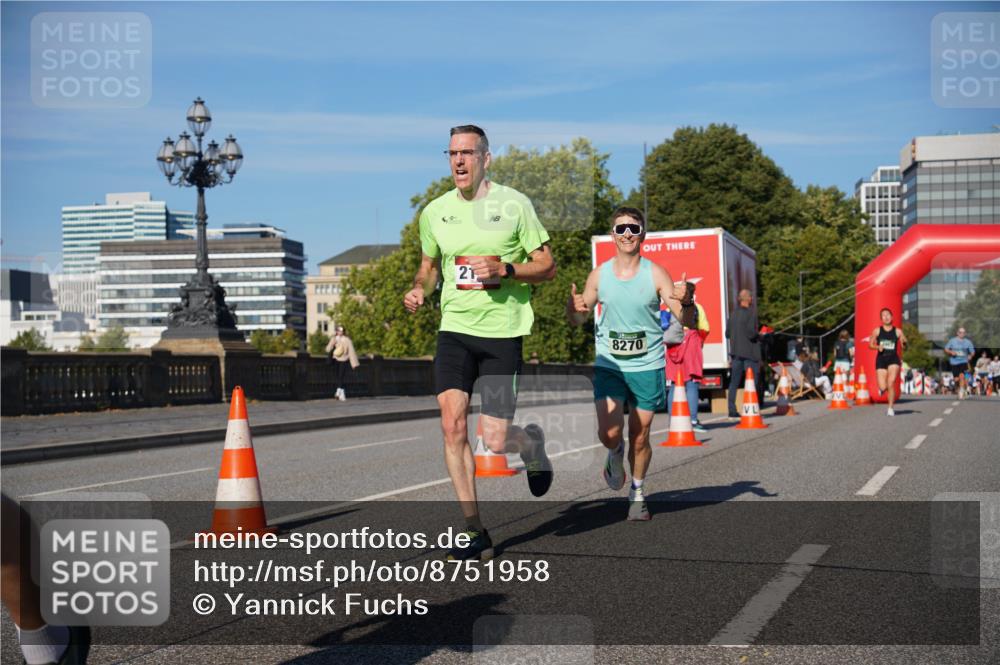 07.09.2025 - BARMER Alsterlauf Yannick Fuchs http://msf.ph/oto/8751958 07.09.2025 09:36:02 Laufen 21, 8270 meine-sportfotos.de