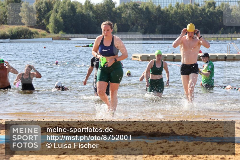 07.09.2025 - 19. Norderstedt Triathlon Luisa Fischer http://msf.ph/oto/8752001 07.09.2025 11:20:47 Schwimmen 138, 140, 720, 1372 meine-sportfotos.de