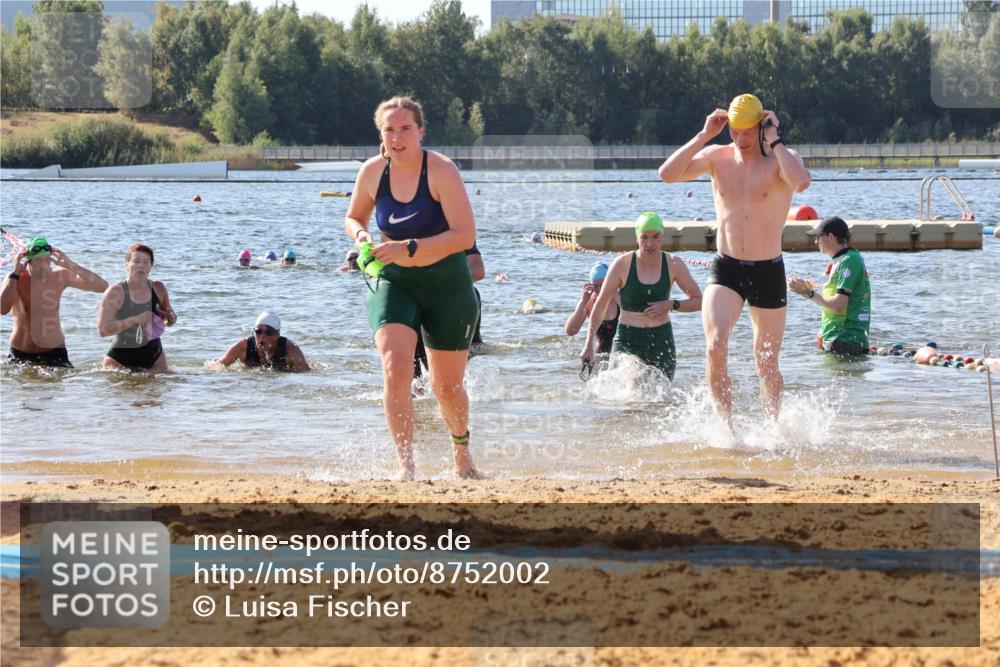 07.09.2025 - 19. Norderstedt Triathlon Luisa Fischer http://msf.ph/oto/8752002 07.09.2025 11:20:47 Schwimmen 138, 140, 720, 1372 meine-sportfotos.de