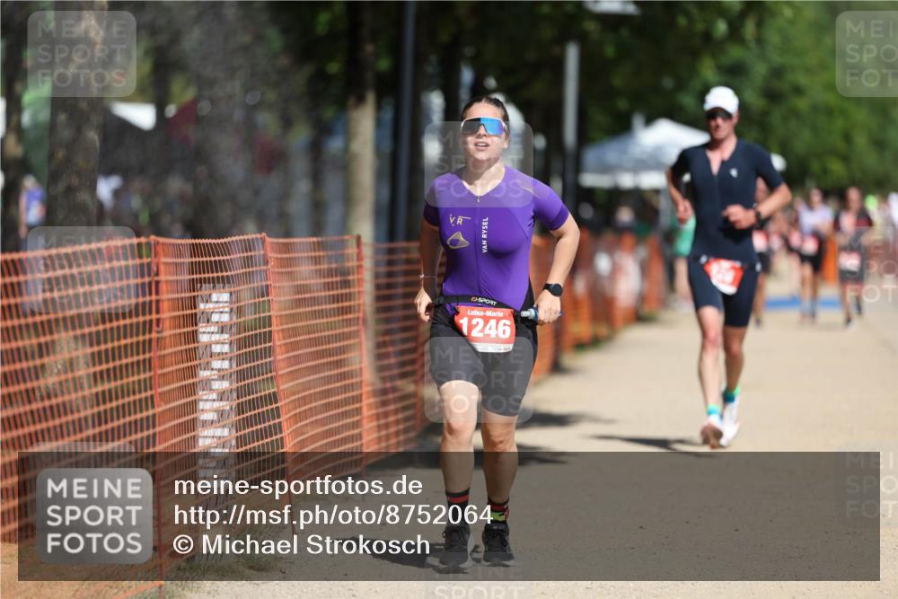 07.09.2025 - 19. Norderstedt Triathlon Michael Strokosch http://msf.ph/oto/8752064 07.09.2025 12:45:52 Laufen 226, 245, 1246, 1329 meine-sportfotos.de