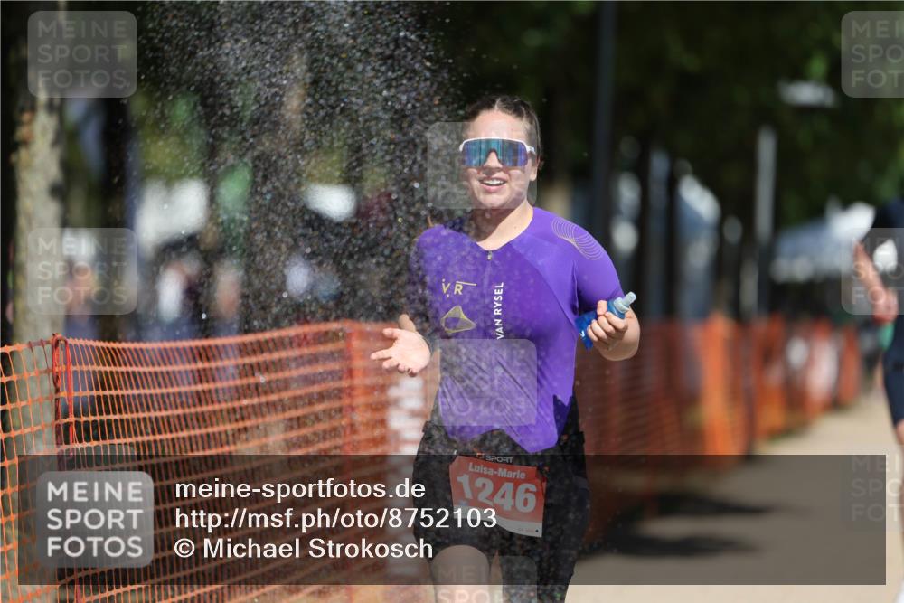 07.09.2025 - 19. Norderstedt Triathlon Michael Strokosch http://msf.ph/oto/8752103 07.09.2025 12:45:54 Laufen 226, 1246, 1329 meine-sportfotos.de