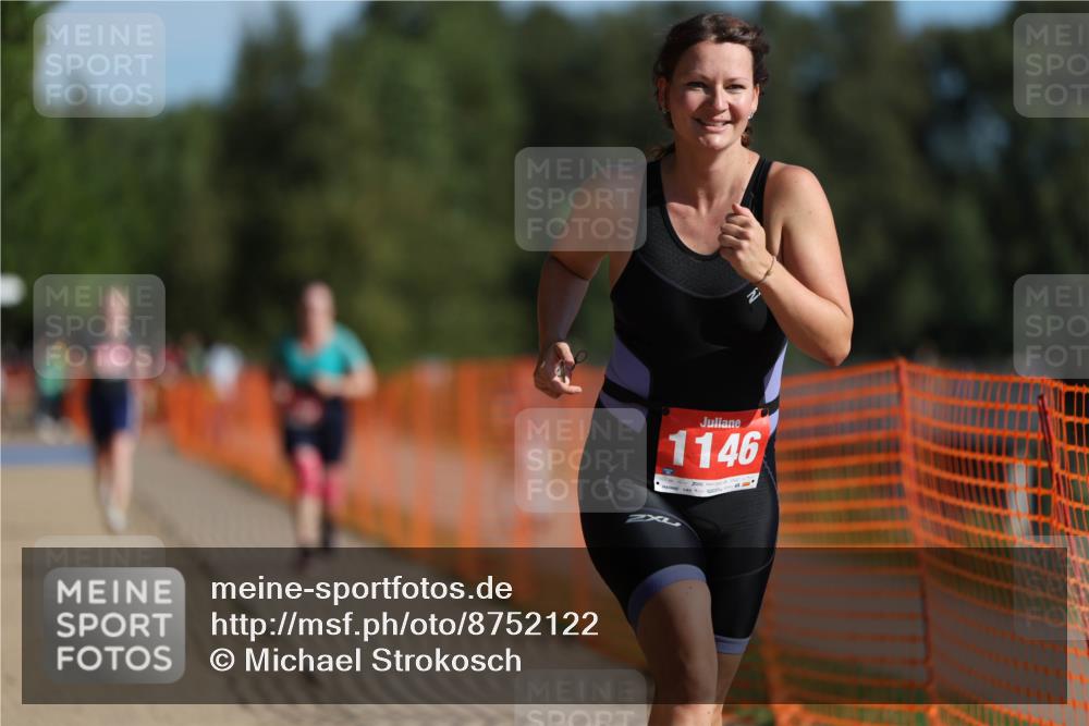 07.09.2025 - 19. Norderstedt Triathlon Michael Strokosch http://msf.ph/oto/8752122 07.09.2025 10:35:31 Laufen 1146 meine-sportfotos.de