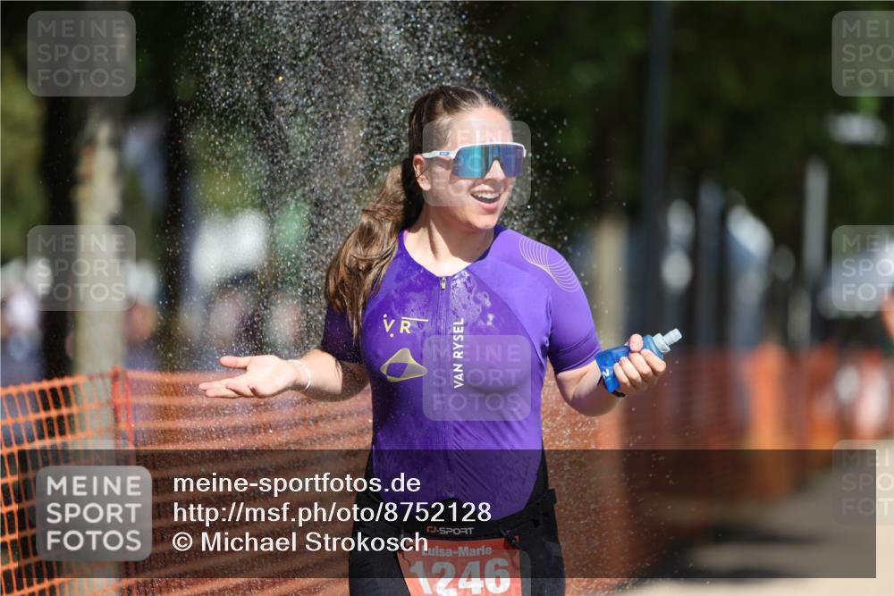 07.09.2025 - 19. Norderstedt Triathlon Michael Strokosch http://msf.ph/oto/8752128 07.09.2025 12:45:55 Laufen 226, 1246, 1329 meine-sportfotos.de